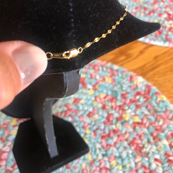 10k yellow gold dainty heart necklace ❤️ - Picture 6 of 11